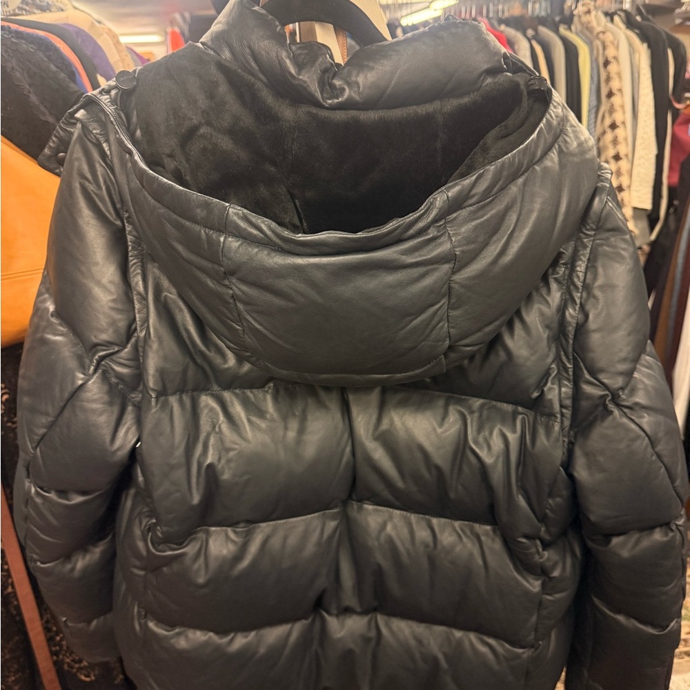 Burberry Detachable Sleeve Hooded Puffer Jacket- Lamb Leather - Picture 15 of 16